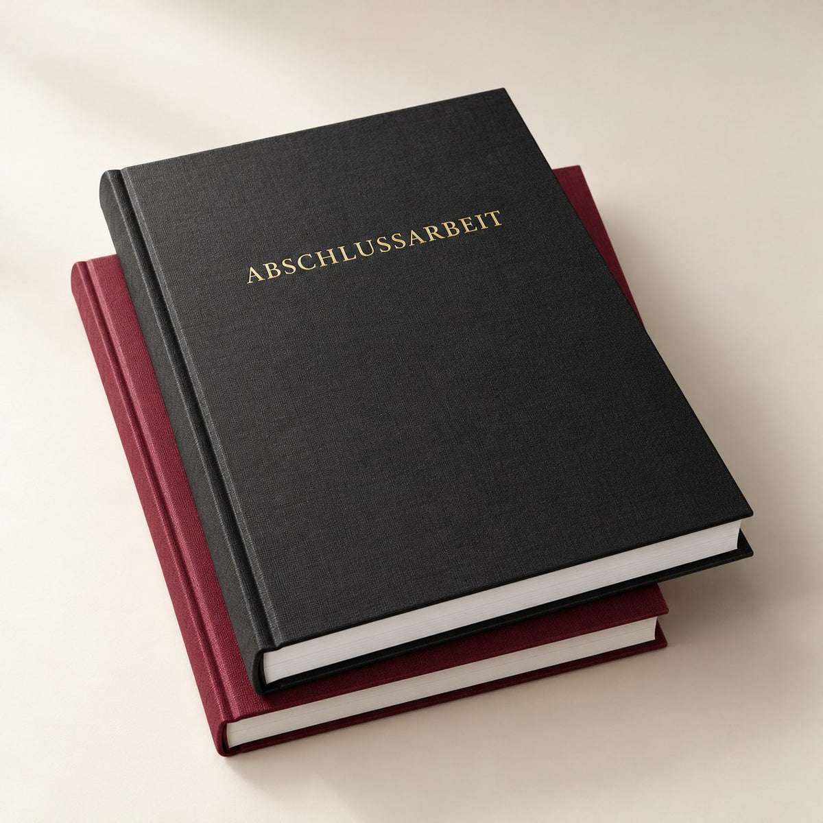 Abschlussarbeit als Hardcover mit Titeldruck – DM Printhouse Stuttgart
